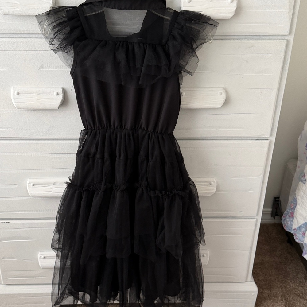 Wednesday Dress Up! Girls size 4/5.
Great Halloween costume!! - Picture 3 of 3